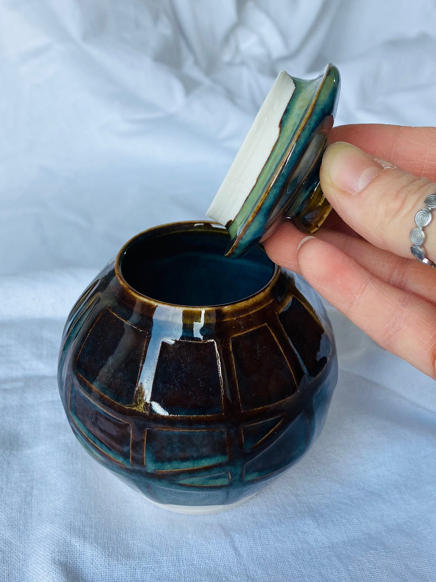 Porcelain lidded jar