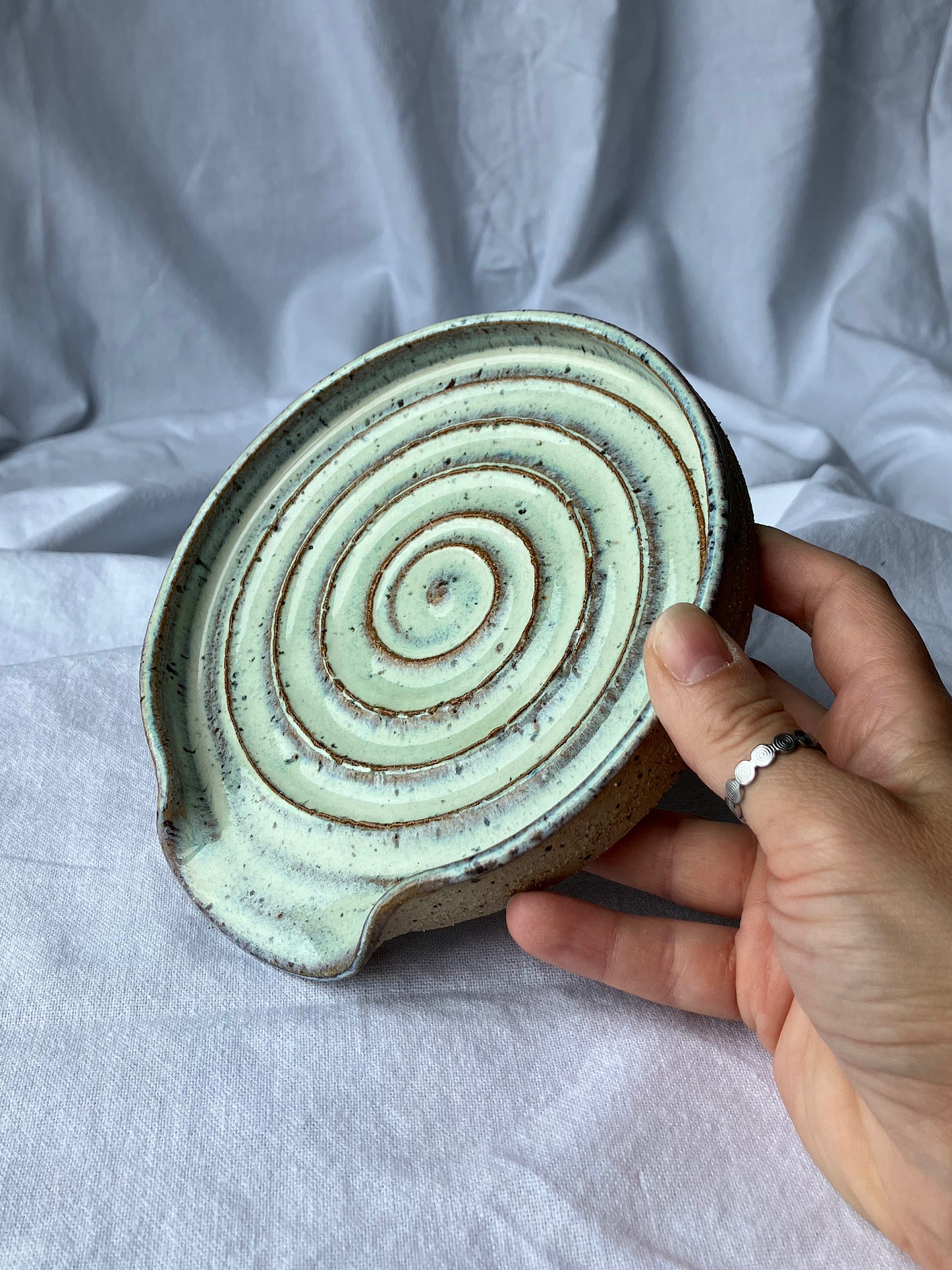 Spoon rest